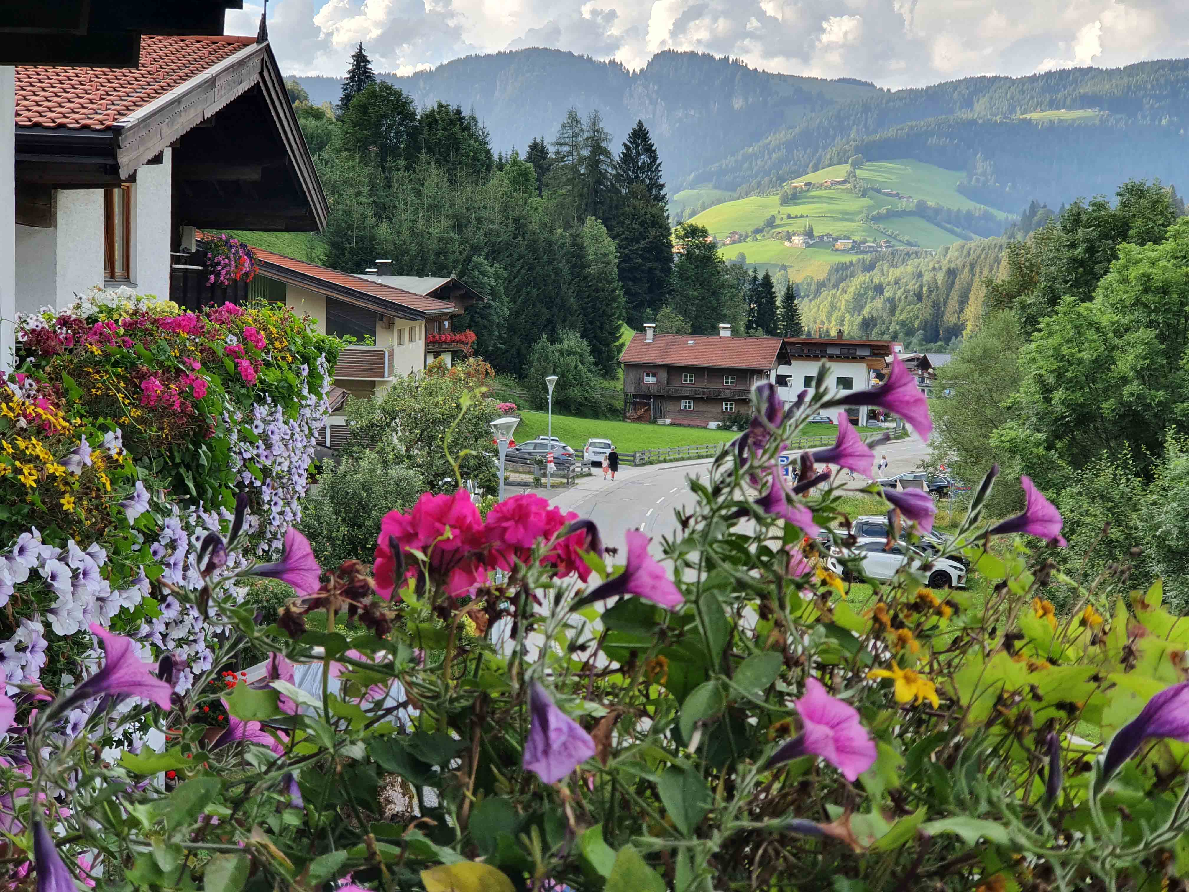 How to get an Alpine-style balcony - Bergundbahn.com