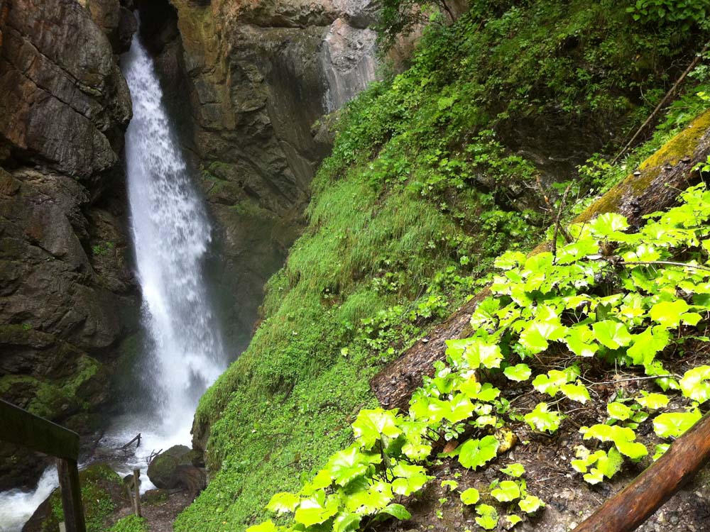 The waterfall at Obsteig in Tyrol - Bergundbahn.com
